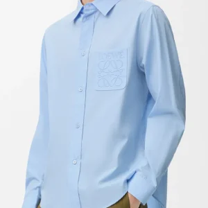 Camicia LOEWE con ricamo anagram azurra